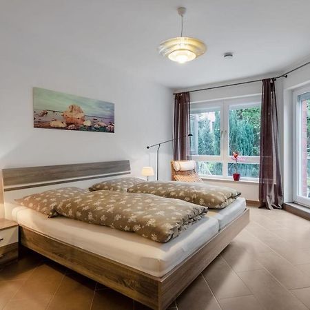 Modernes Apartment In Schoener Lage Düsseldorf Esterno foto