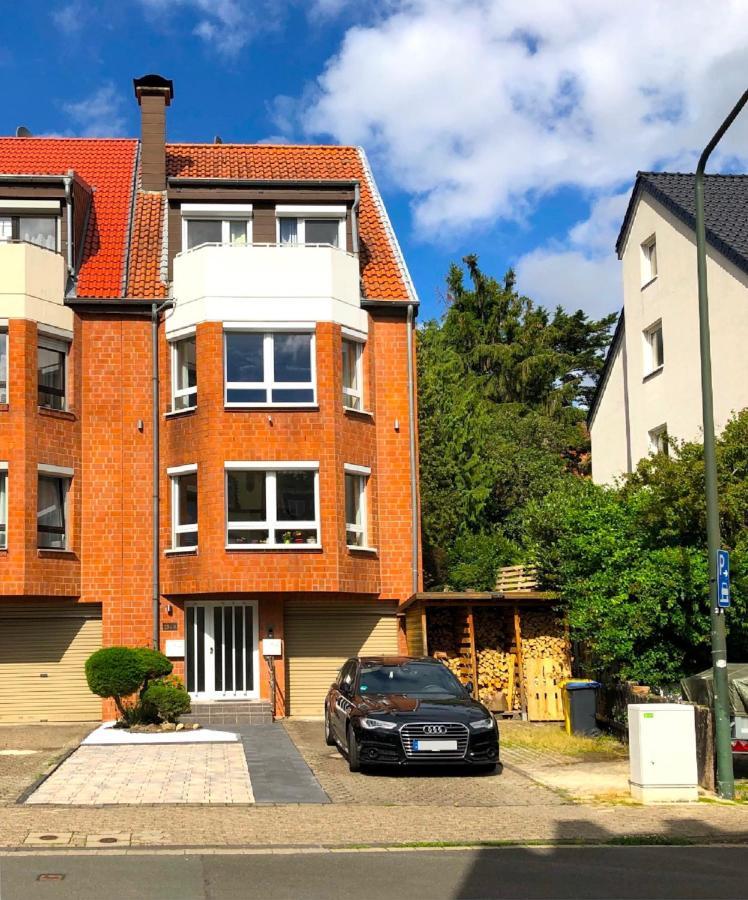 Modernes Apartment In Schoener Lage Düsseldorf Esterno foto
