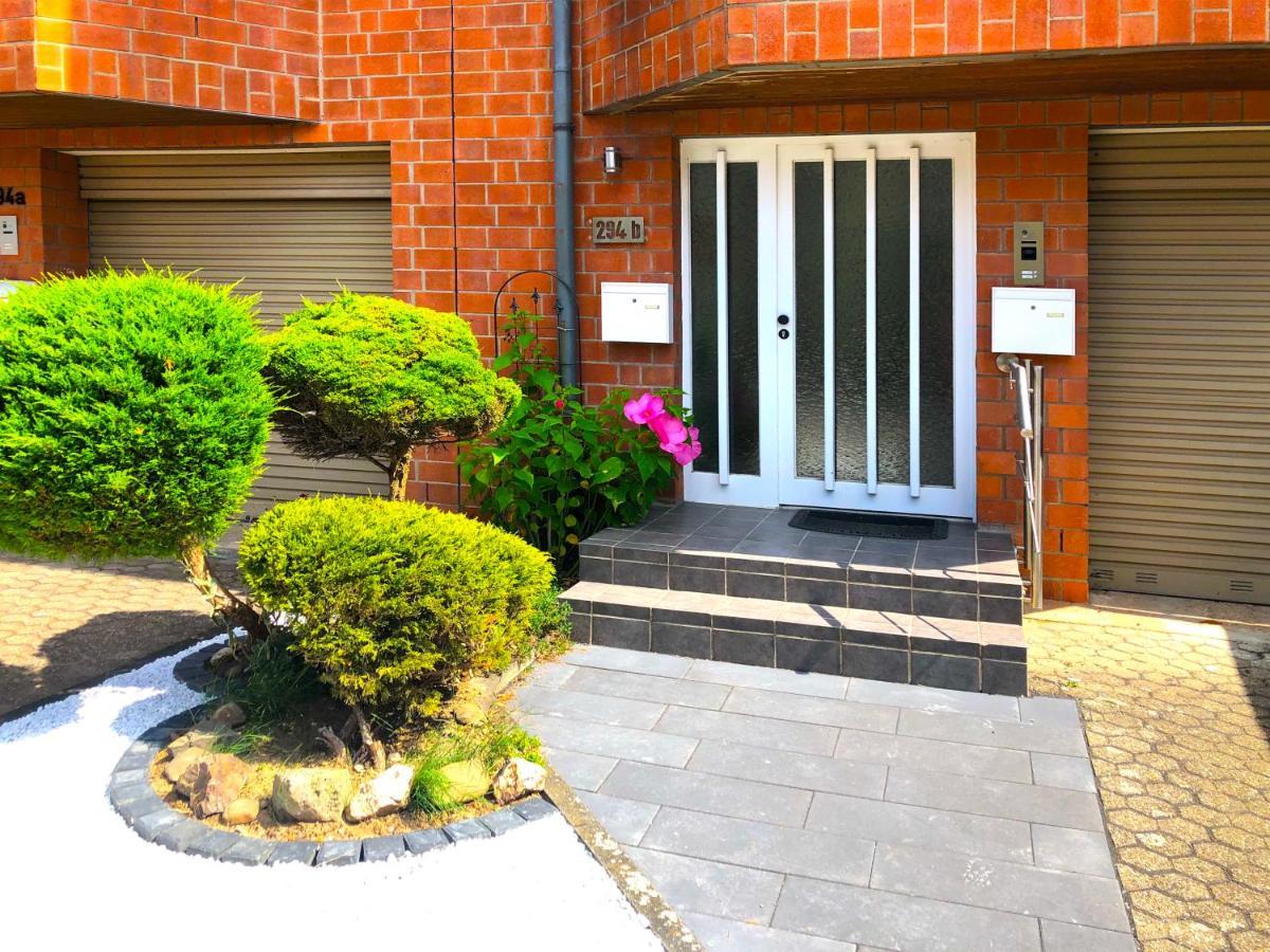 Modernes Apartment In Schoener Lage Düsseldorf Esterno foto